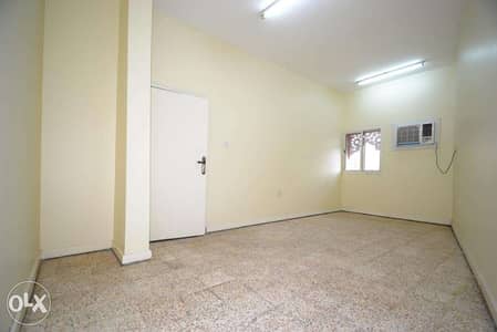 2-bed unfurnished apartment in Um Ghuwailina 4