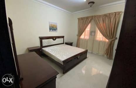 Fully Furnished 2 BHK Flat Near Airport Health Center ! 4