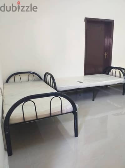 Executive bed space available in old airport Near Metro station. 1