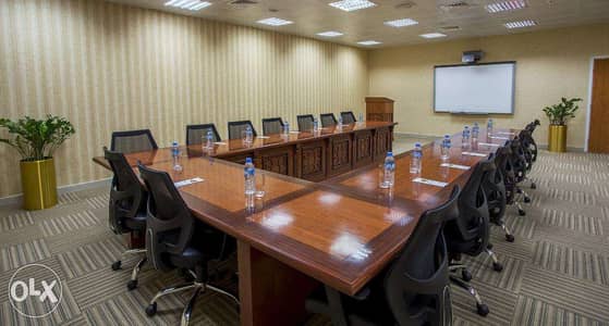 fully furnished & serviced office 4