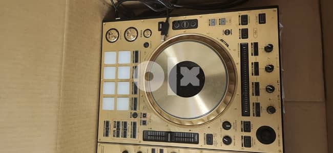 Pioneer DDJ SZ2 Limited Edition DJ Controller Mixer Turntable Flagship 2