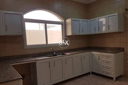 3BHK villa available in Muraykh 1